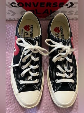 Comme des Garçons Play Black Canvas Kids Sneakers with Pink Heart
